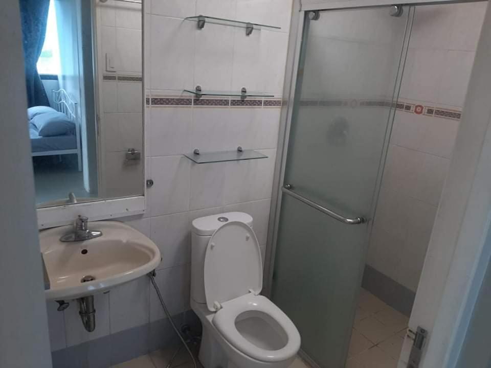 Spacious 2 Bedroom Unit With Pool Manille Extérieur photo